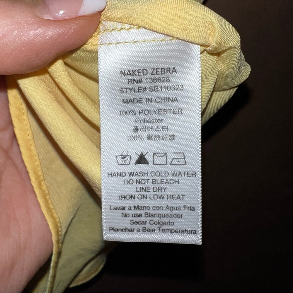 Naked Zebra Yellow Ruffle Sleeve Blouse | Silky Flowy Top Size M - Picture 7 of 9